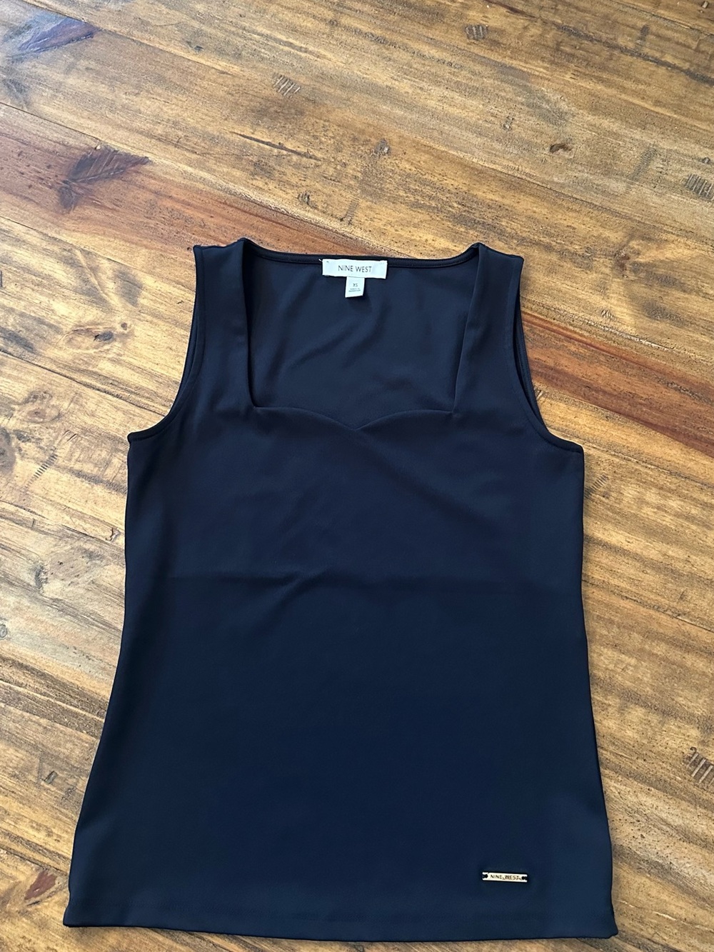 Nine West Black Sleeveless Square-Neck Shell